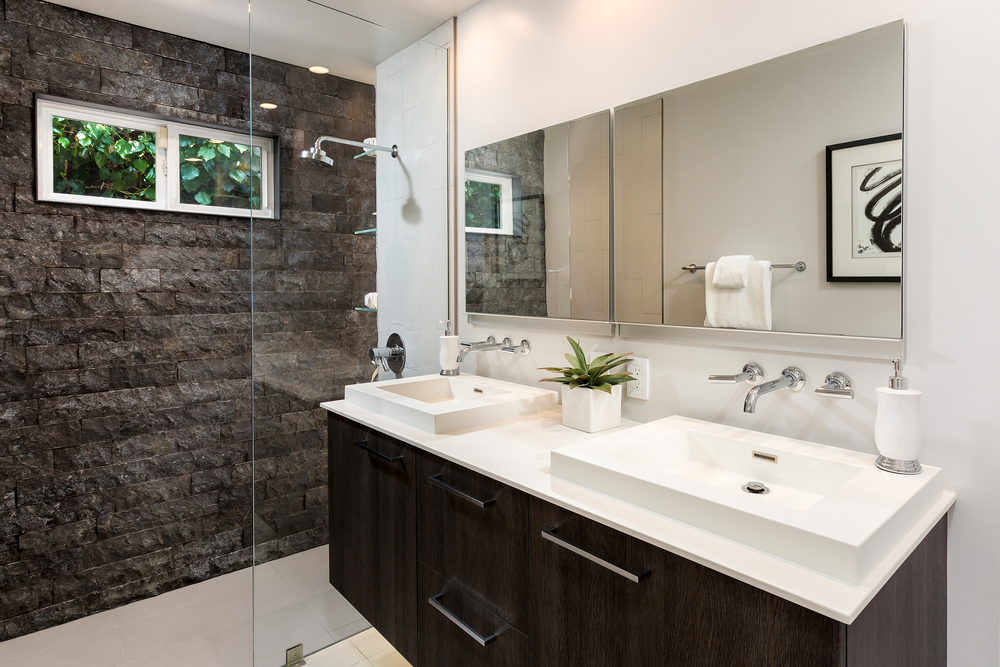 Modern,bathroom,design,custom,build